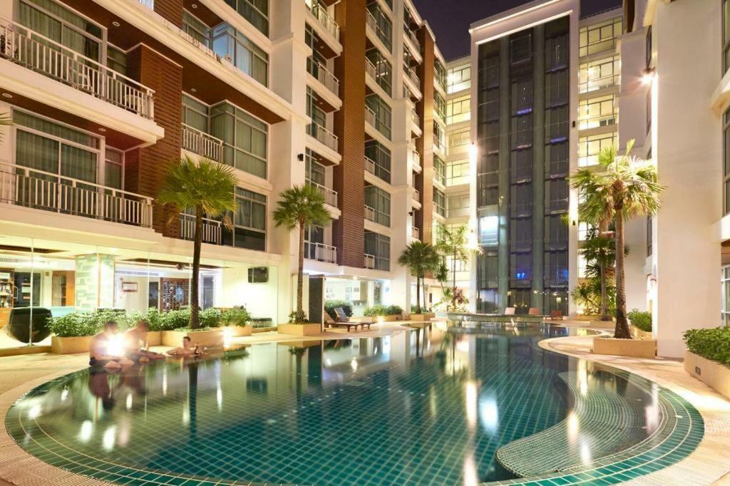Art Patong Residence エクステリア 写真